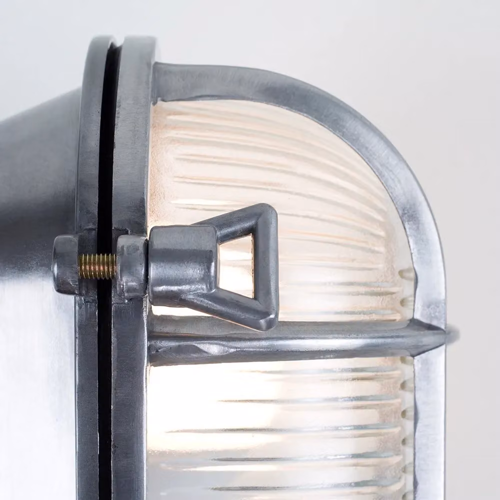 ValueLights Bow Oval IP64 Outdoor Garden Wall Light in Silver with Cool White Bulb – 3
