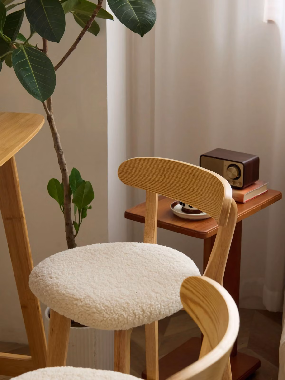 Victoria M Set of 2 Scandinavian White Solid Wood Bar Stools – 3