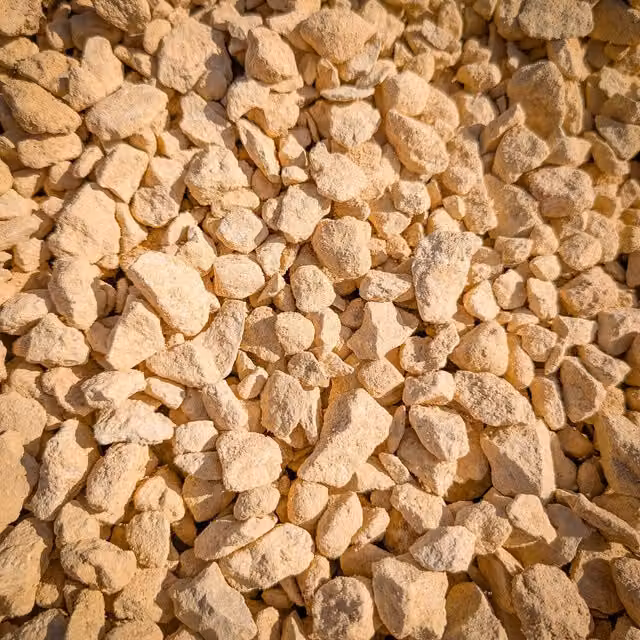 TurfWorld 20mm Cotswold Decorative Gravel Bulk Bag 850kg - Cotswold Cream