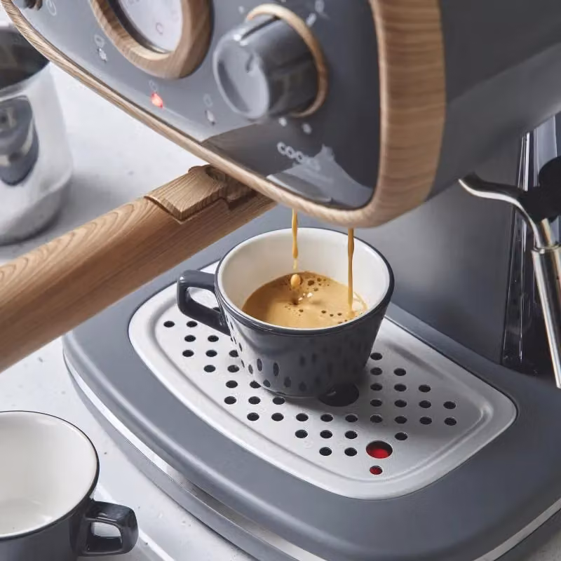 Cooks Professional 15-Bar Retro Espresso Coffee Machine with Steam Wand and 1.2L Removable Water Tank in Grey – 3
