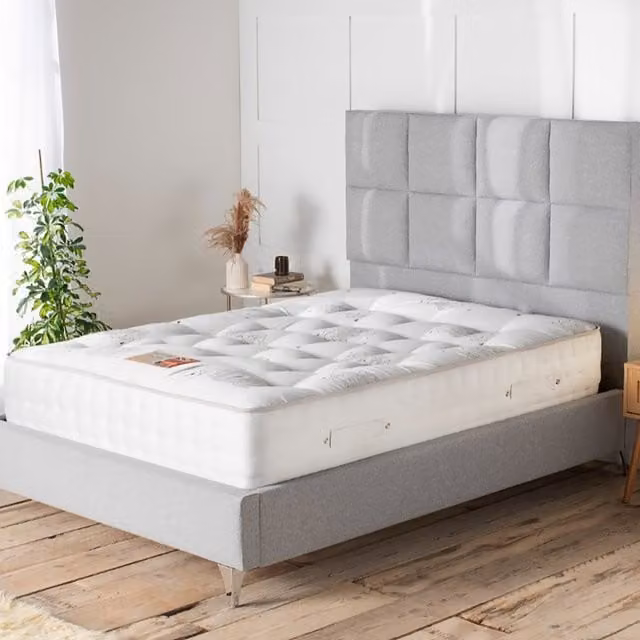 British Bed Company Grand Duke 2000 Firm Orthopaedic Pocket Spring Mattress in White with Wool, Silk and Cashmere