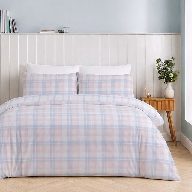 Velosso Reversible Checked Duvet Cover and Pillowcase Set in Pink, Orange, Grey and White