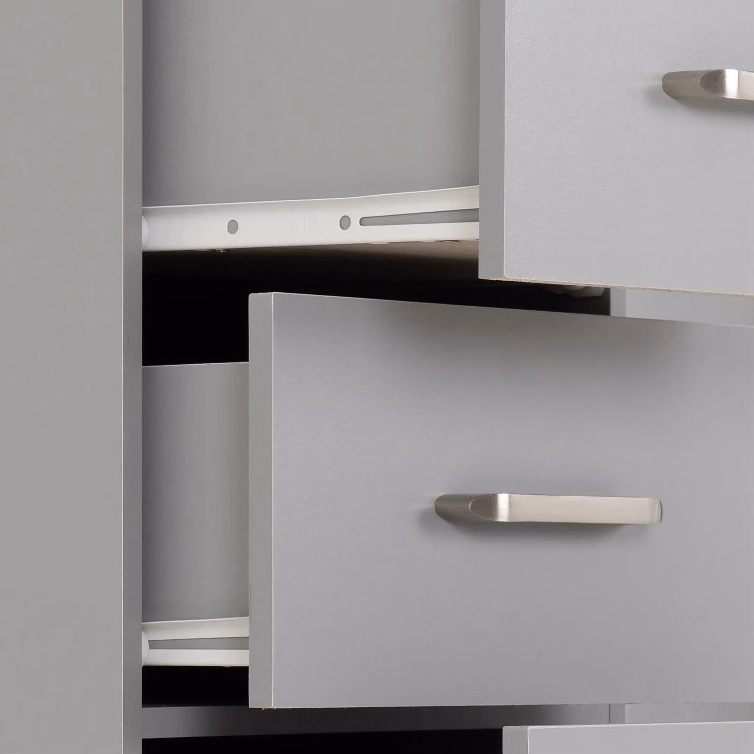 Seconique Dakotia 5 Drawer Narrow Chest in Light Grey – 2