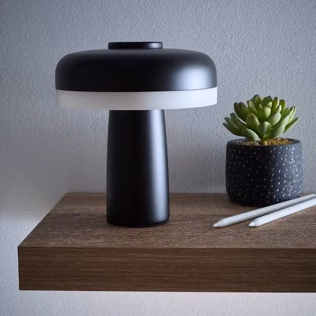 K LIVING Lyon Rechargeable LED Table Lamp in Black