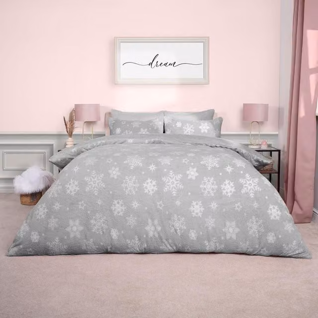 OHS Snowflake Teddy Duvet Set and Pillowcase in Grey, Superking, 200 x 200 cm