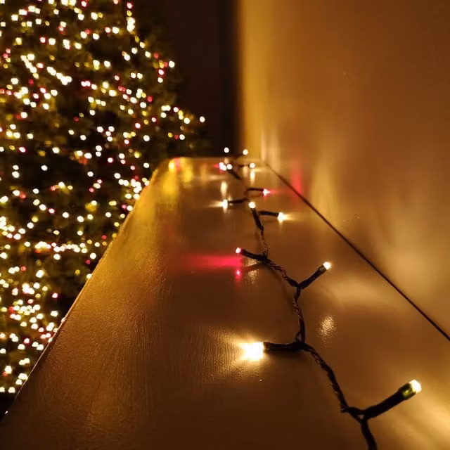 Premier Decorations Samuel Alexander 720 LED Premier SupaBrights Christmas String Lights with Timer, Red and Gold/Brass, 57.5m – 1