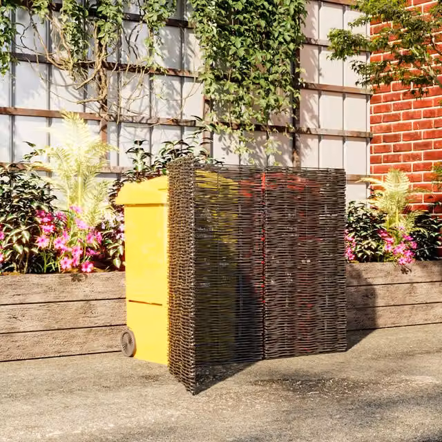 Livingandhome Brown Woven Wicker Outdoor Wheelie Bin Privacy Screen, Height: 284 cm