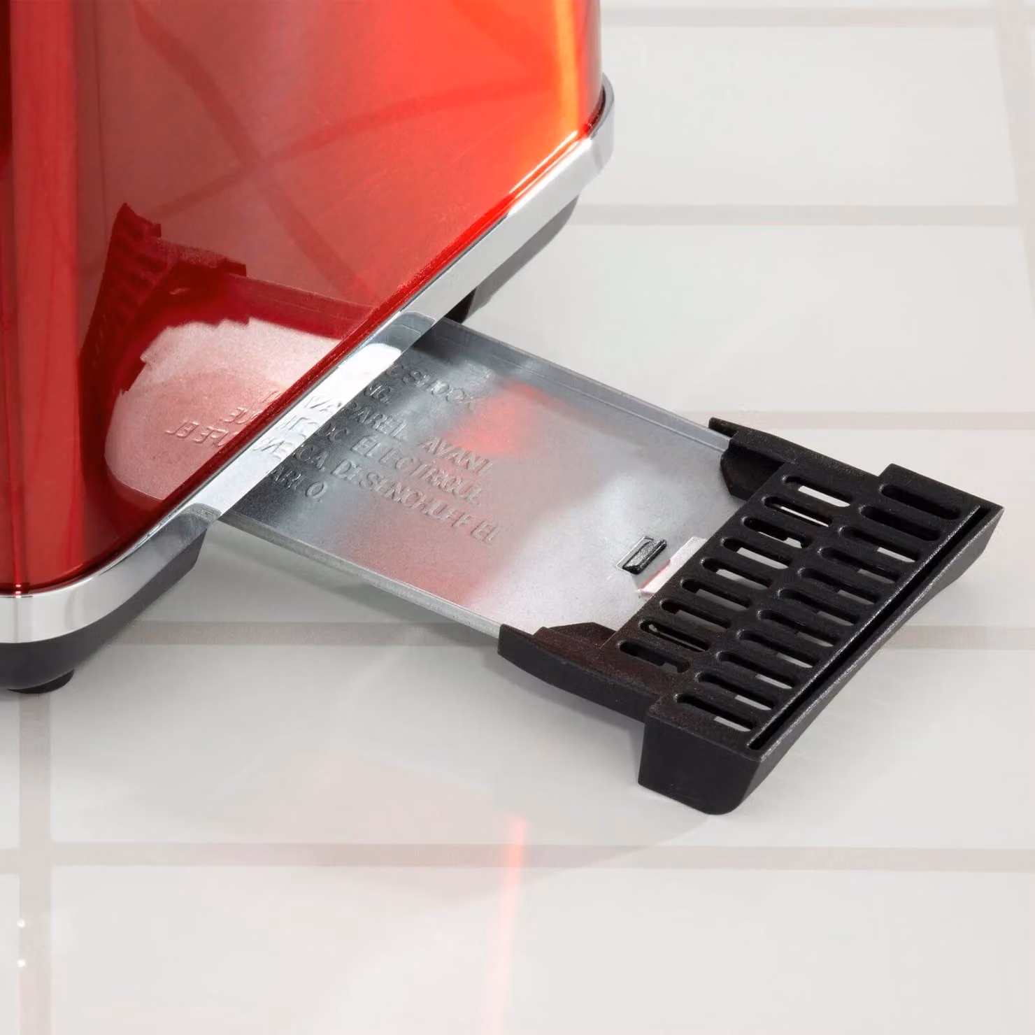 Daewoo Kensington 2 Slice Stainless Steel Toaster with Defrost and Reheat Functions, Red – 4