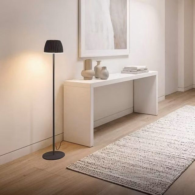 Briloner LED Floor Lamp in Black with Warm White Light, Dimmable, USB, and Touch Control, Height: 124 cm – 1