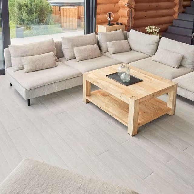 Novecrafto Self Adhesive Wood Look Vinyl Floor Planks in White Scandinavian Style