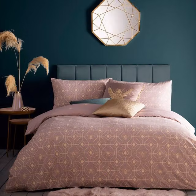 Riva Paoletti Bee Deco Reversible Geometric Duvet Cover and Pillowcase Set in Pink and Gold – 1