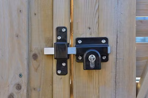 Gatemate Premium Long Throw Double Locking Door Add Lock in Stainless Steel and Black – 3