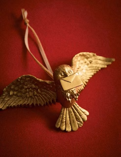 M&S Harry Potter Hedwig Resin Figure Decoration in Gold Mix