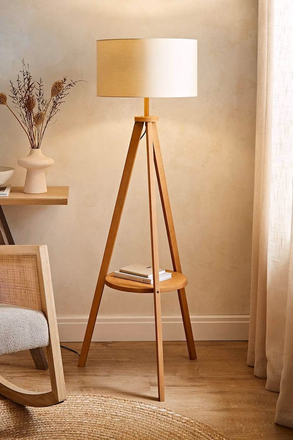 ValueLights Morrigan Wood Tripod Floor Lamp with Fabric Cylinder Shade and Bulb in White – 2