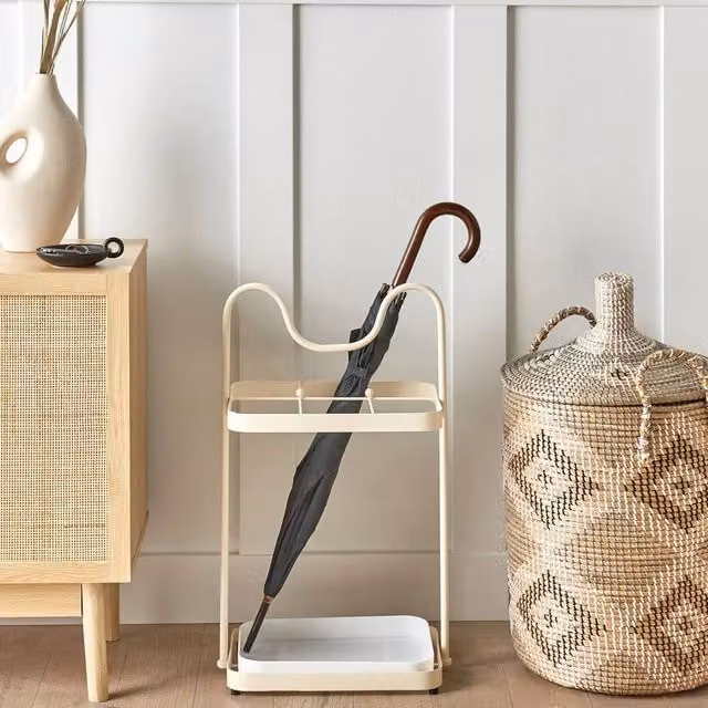 Wyld and Coco Beige Metal Umbrella Stand with Removable Drip Tray, H 65.0 cm x W 26.0 cm – 1