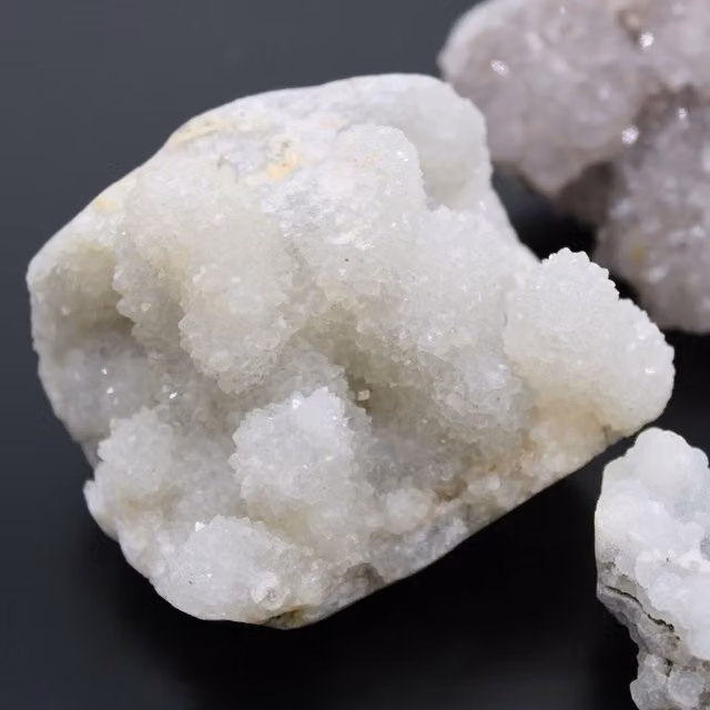 KDMK White Finger Quartz Stones, 1kg Pack