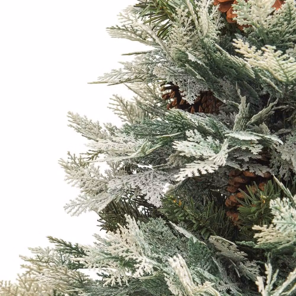Berkfield Home Pre-lit Green Christmas Tree with Pine Cones, Height: 150 cm – 3