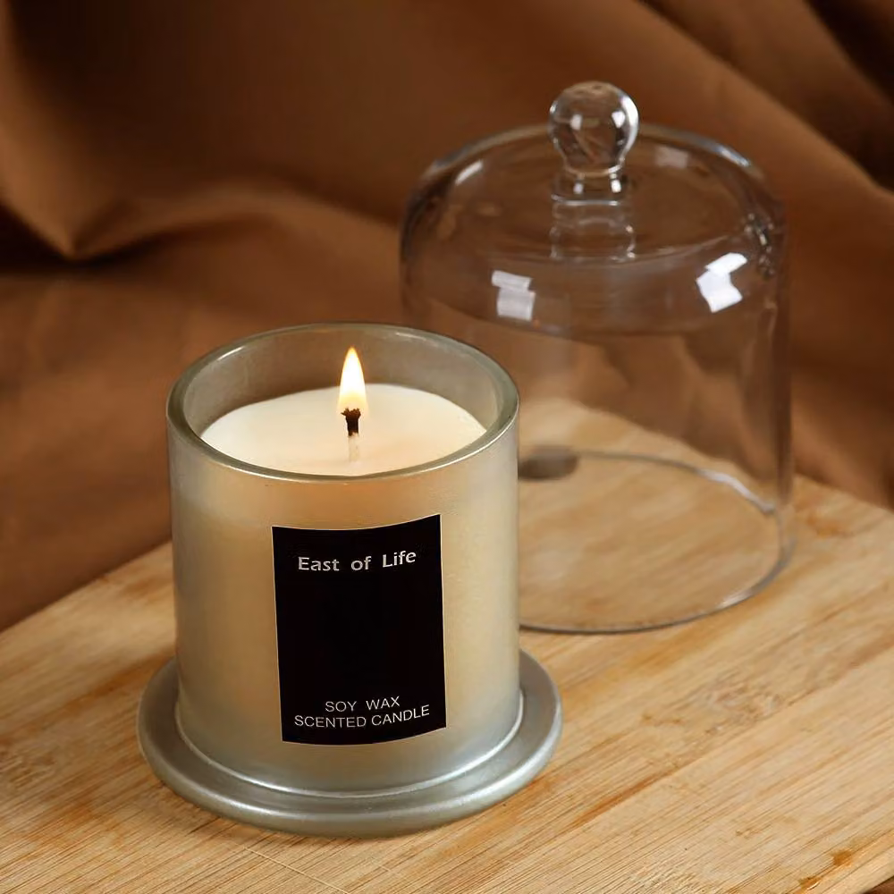Garden Sanctuary Lychee & White Tea Scented Soy Wax Candle in Grey – 2