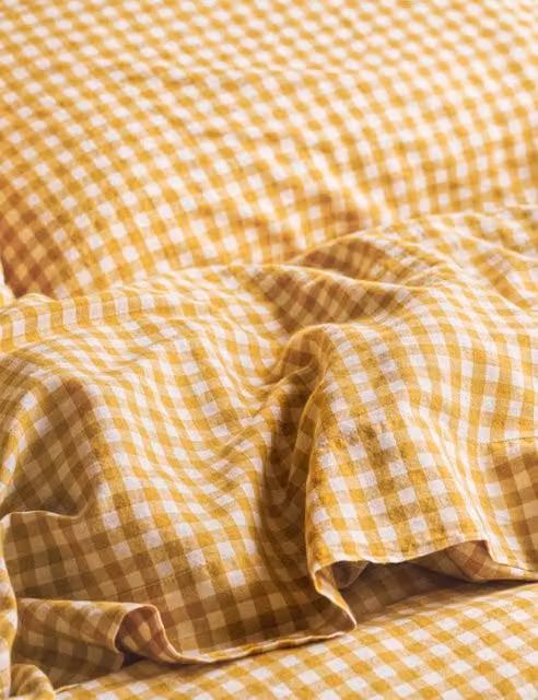 Piglet In Bed Yellow Checked Linen Rich Cotton Flat Sheet W/D/H: 140 x 200 cm
