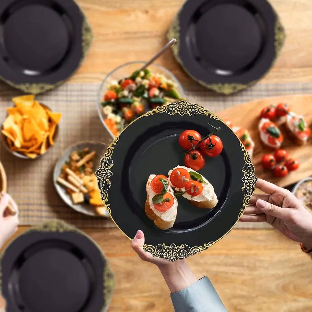 VOGREX 175-Piece Disposable Plastic Dinnerware Set for 25 People in Black and Gold Multicolour – 3
