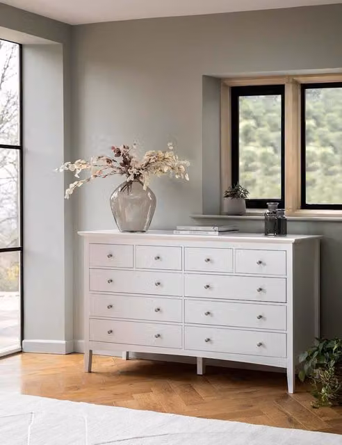 Gallery Direct Hastings 10 Drawer Chest in Soft White