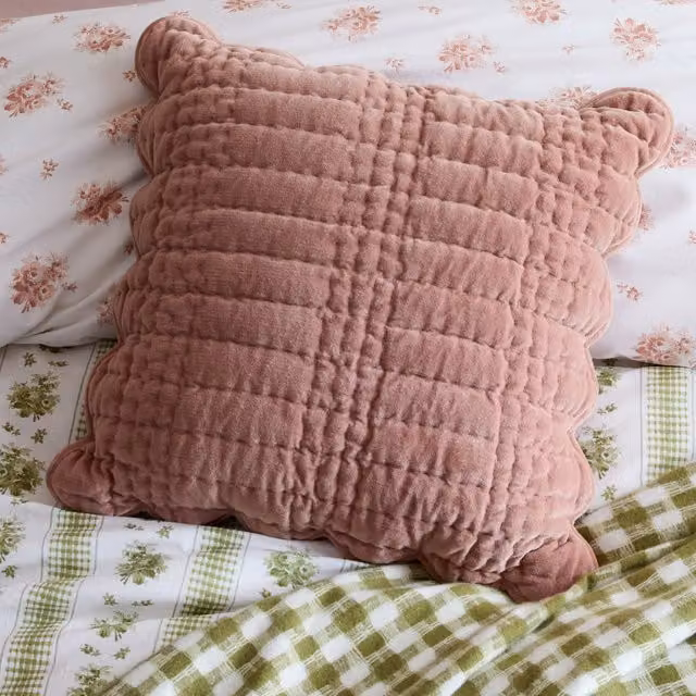 Laura Ashley Brady Scalloped Square Filled Cushion in Old Rose, W/D/H: 43 x 43 x 43 cm