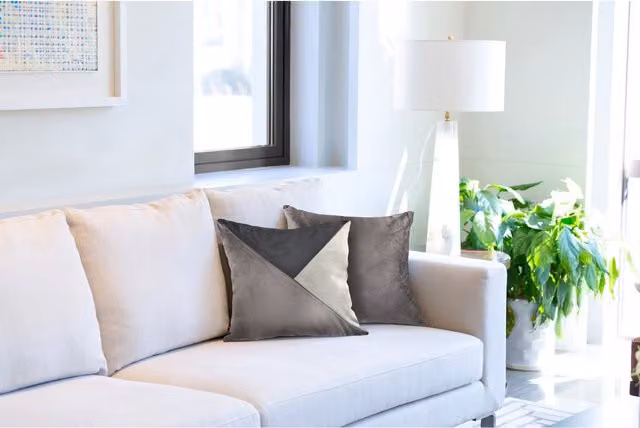 NewEdgeBlinds New Orleans Square Velvet Cushion Cover in Grey