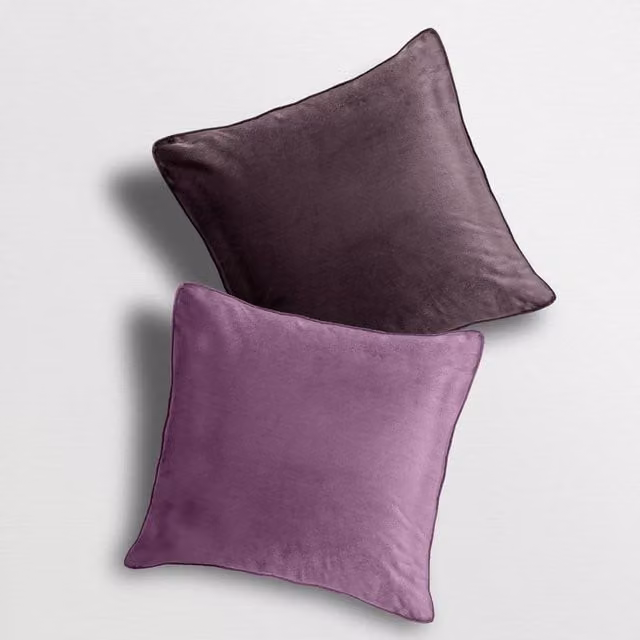 Velosso Luna Square Velvet Filled Cushion in Purple, W/D/H: 43 x 43 x 43 cm