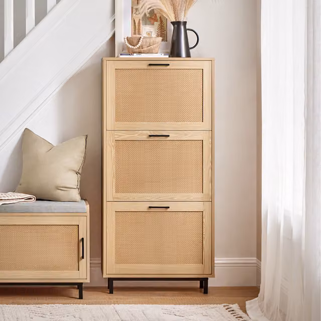 SoBuy Modern Shoe Cabinet with 3 Tilting Compartments and Beige PVC Rattan Doors