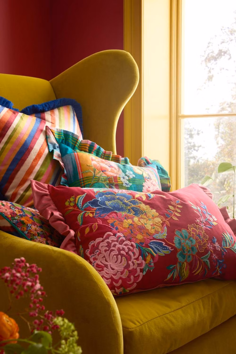 Sophie Robinson Flourish Floral Rectangular Filled Cushion in Pink, Blue, Turquoise and Yellow, W: 60 cm, H: 40 cm – 2