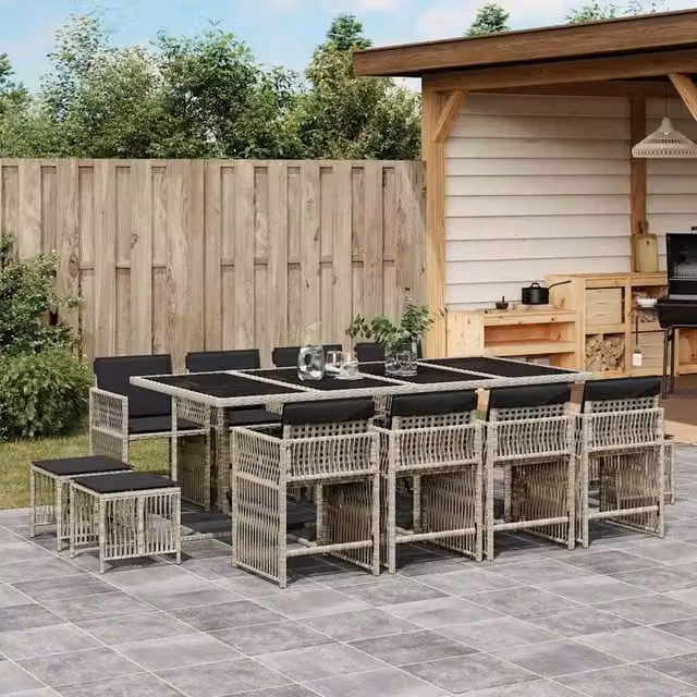 Berkfield Home 13 Piece Light Grey Poly Rattan Garden Dining Set with Cushions