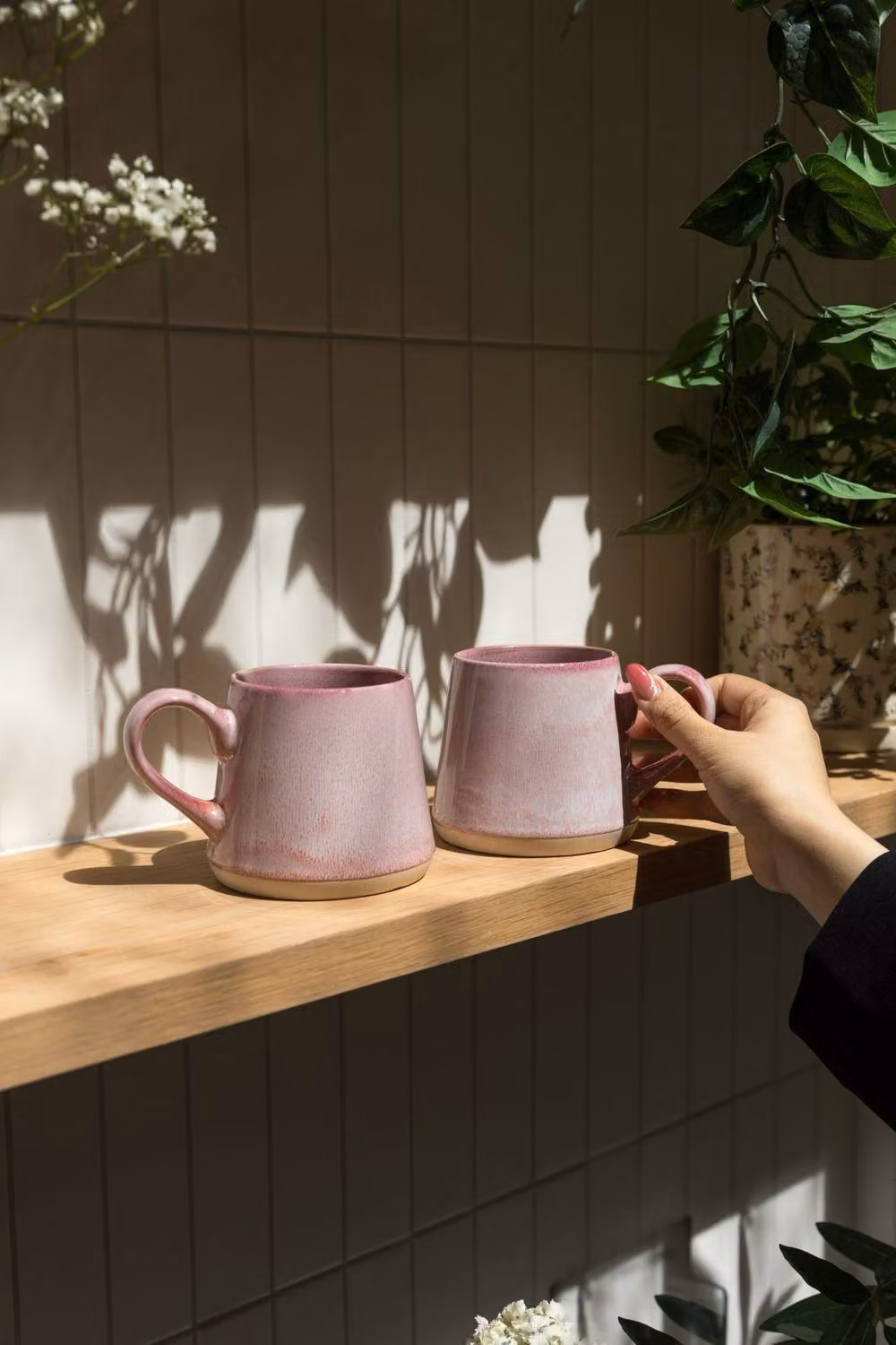 Upper Street Set of 2 Pink Ceramic Mugs, 440ml each – 3