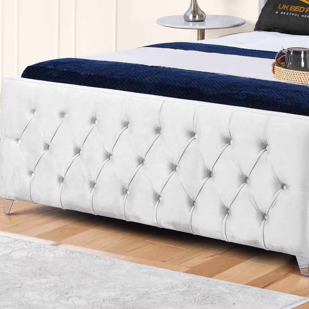 UK Bed Furniture Windsor Wingback Upholstered Slatted Base Bed in White, Small Double (W/D/H: 120 x 200 cm) – 3