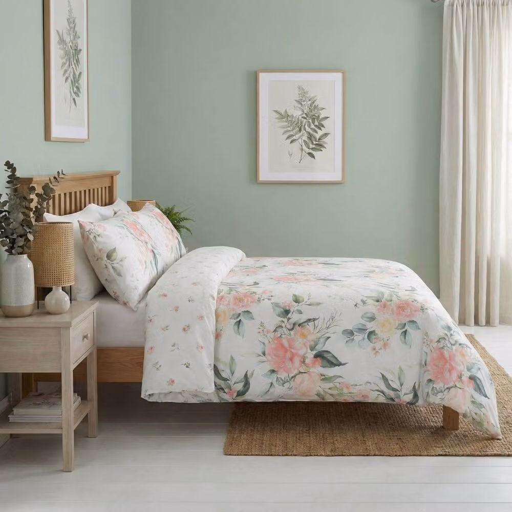 Rapport Home Ava Reversible Floral Microfibre Duvet Cover and Pillowcase Set in Pink and Green – 2