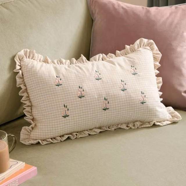 Furn Les Petite Fleurs Cotton Gingham Ruffle Cushion in Beige, W/D/H: 50 x 30 x 30 cm – 1