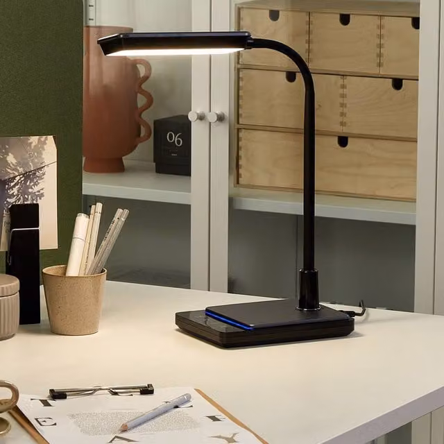 Wyld and Coco Black LED Desk Lamp with Adjustable Arm, Dimmable Touch Control and USB Charging – 1