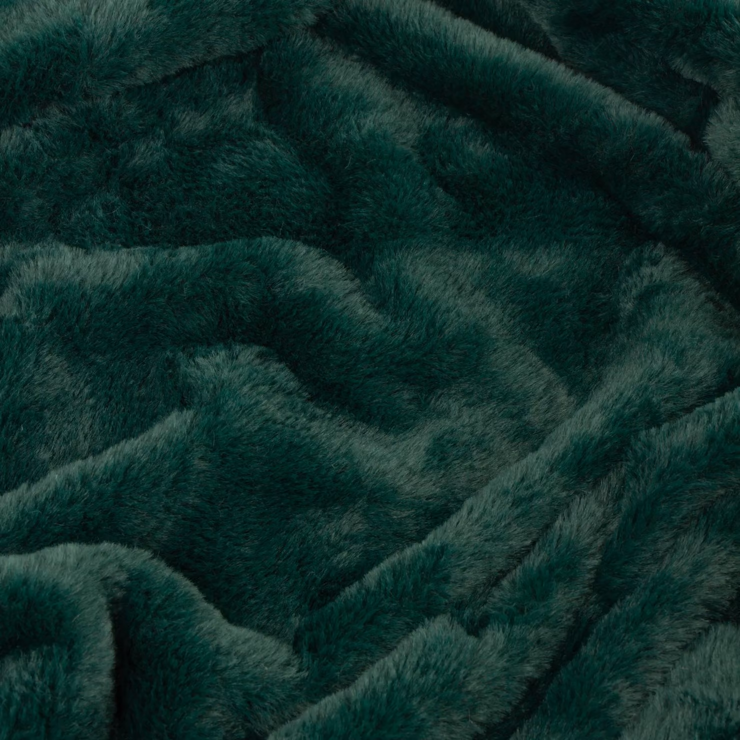 Furn Kallu Double-Sided Faux-Fur Throw in Green, W: 130 cm, D: 180 cm – 3
