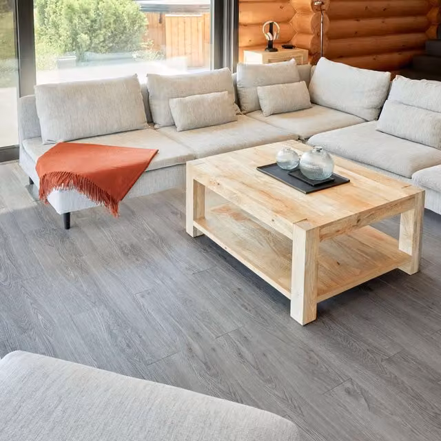 NOVECRAFTO Self Adhesive Wood Effect Vinyl Floor Planks in Grey
