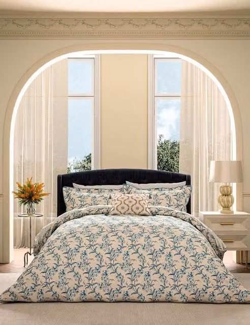 V&A Sweet Tendrils Blue Mix Floral Pure Cotton Bedding Set with Pillowcase, W: 180 cm, H: 200 cm