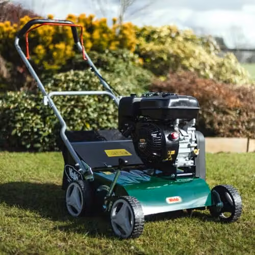 Webb WEPS400 4 Wheel Petrol Lawn Scarifier and Raker in Green with 40cm Working Width and 45L Collection Bag – 7