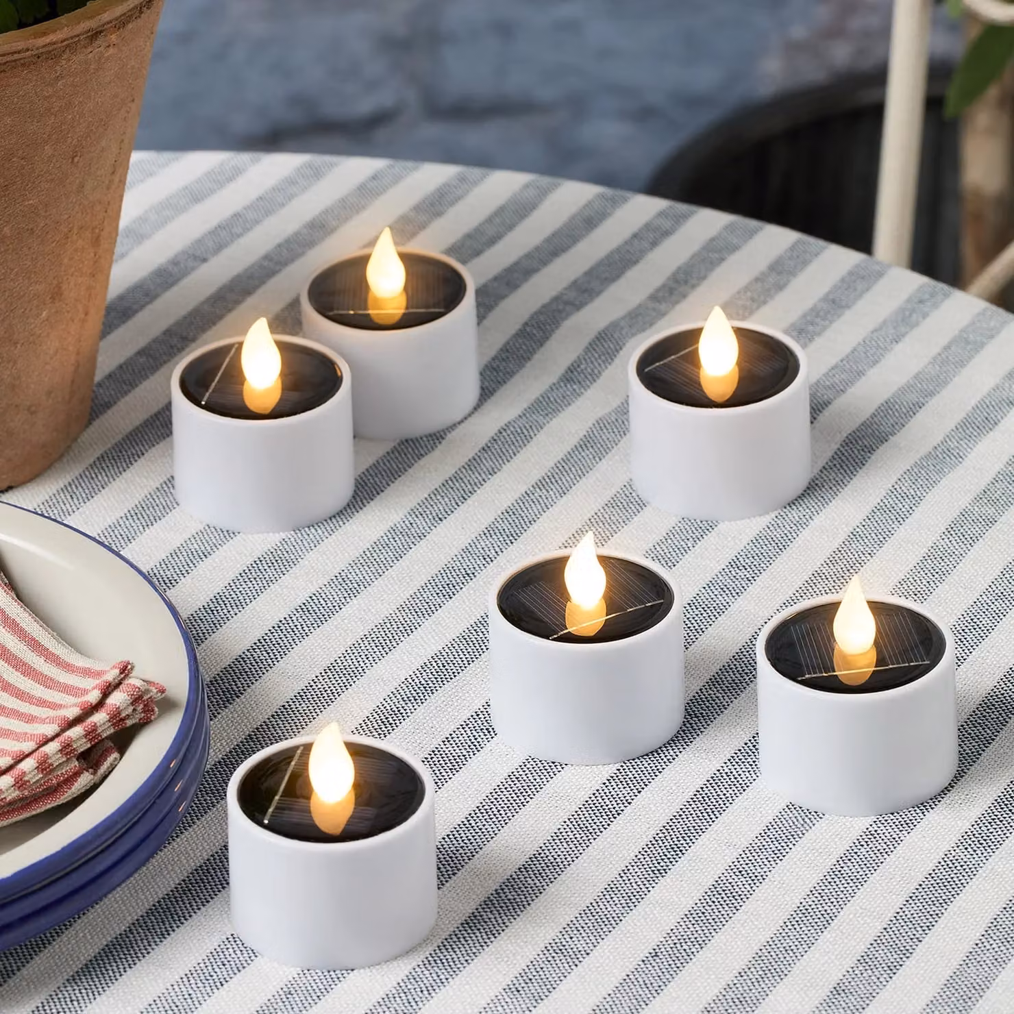 Lights4fun Set of 6 Solar Powered LED Flameless Tealight Candles with Warm White Flickering Flame for Outdoor Use – 1