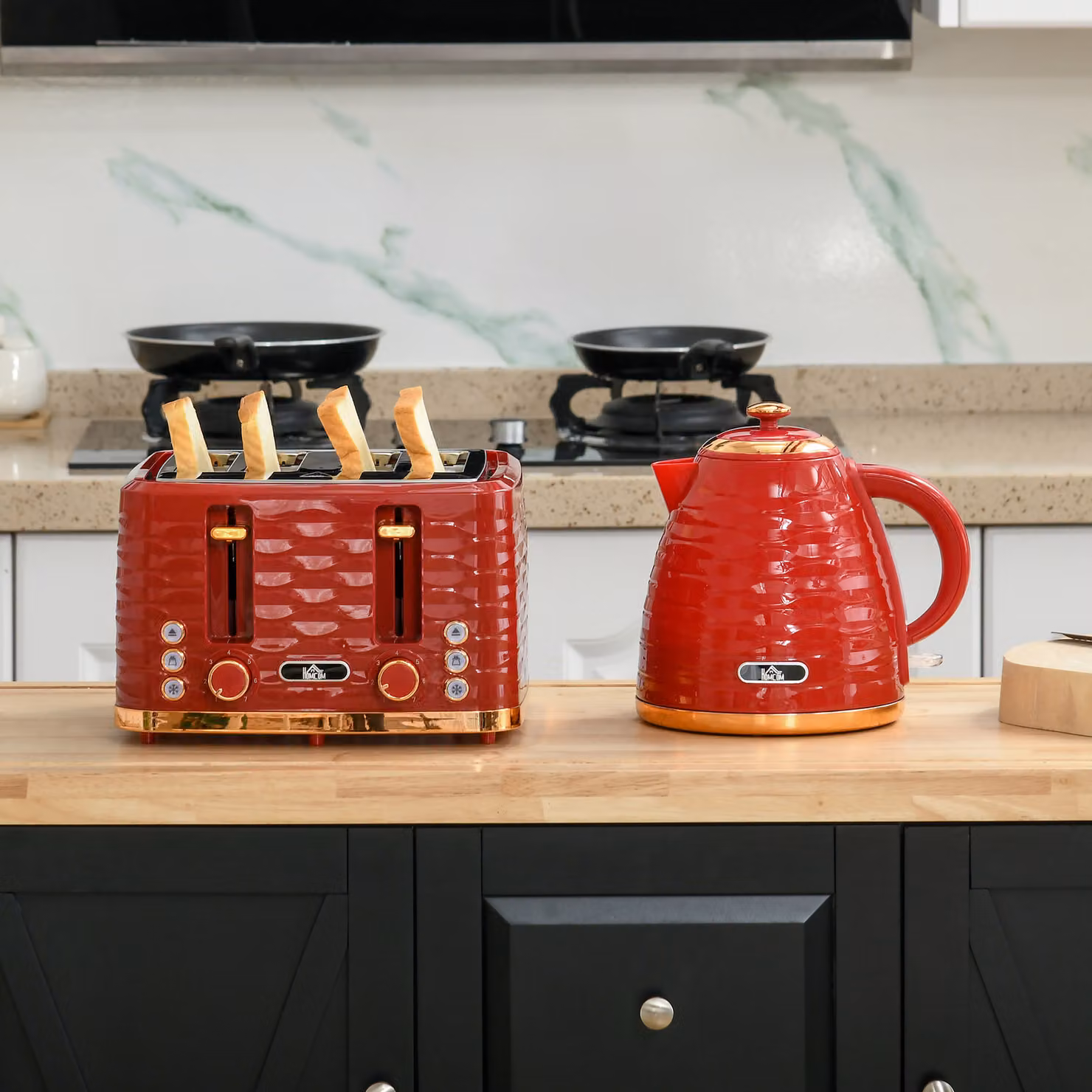 HOMCOM Red Kettle and 4 Slice Toaster Set with 1.7L Rapid Boil Kettle and 7 Browning Controls – 5