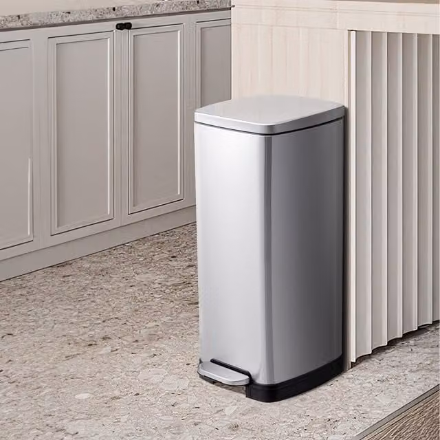 Komore 30l Stainless Steel Pedal Bin with Soft Close Lid in Silver