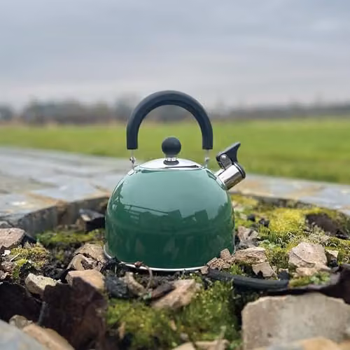 Milestone Camping 2L Whistling Enamel Camping Kettle in Green with Heat-Resistant Folding Handle – 7
