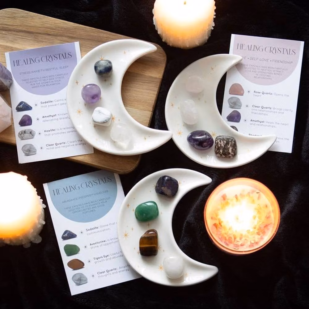 Uniqueful Love Healing Crystal Set with White Moon Trinket Dish, Multicolour – 2