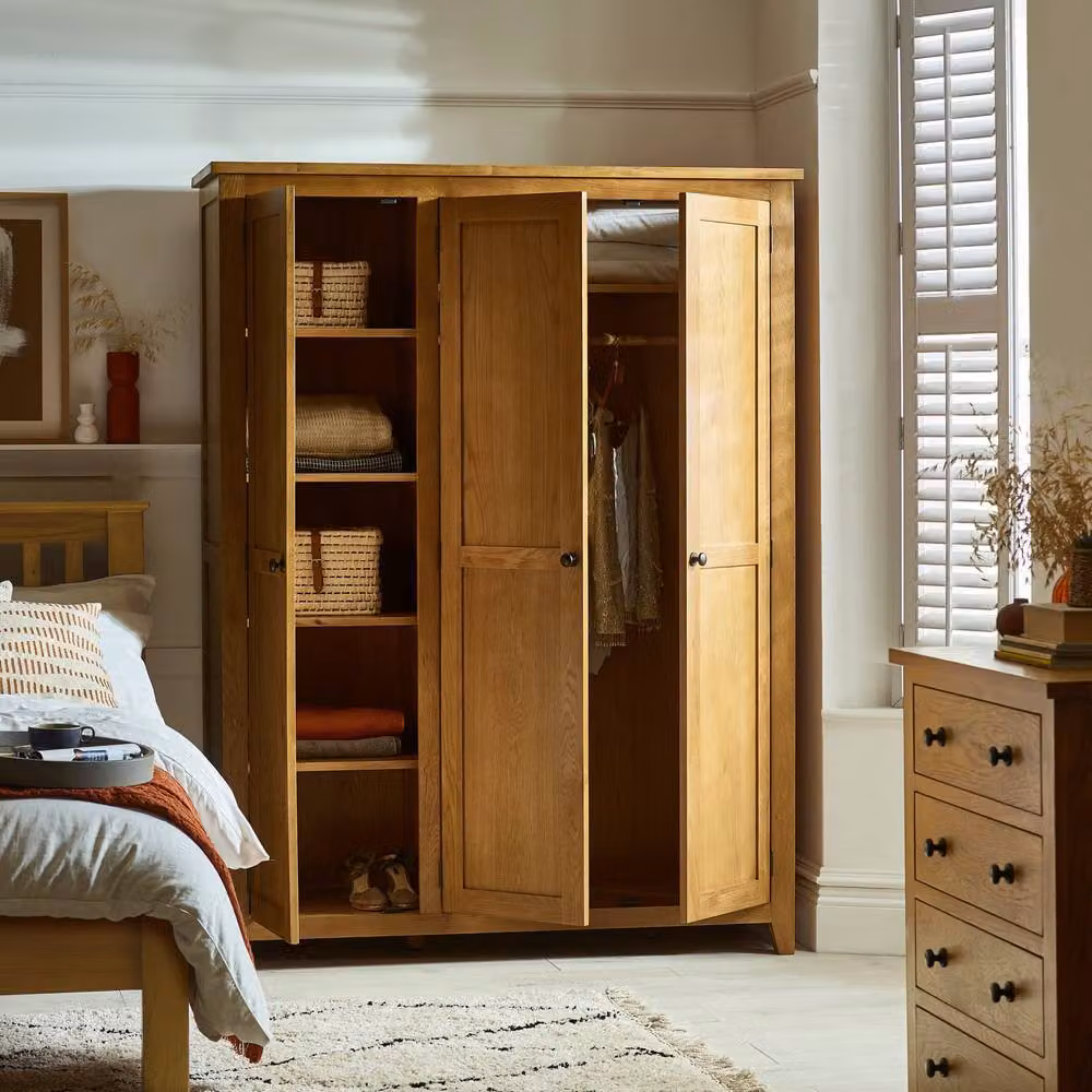 Cheshire Kingsley 3 Door Wardrobe in Waxed Light Oak – 2