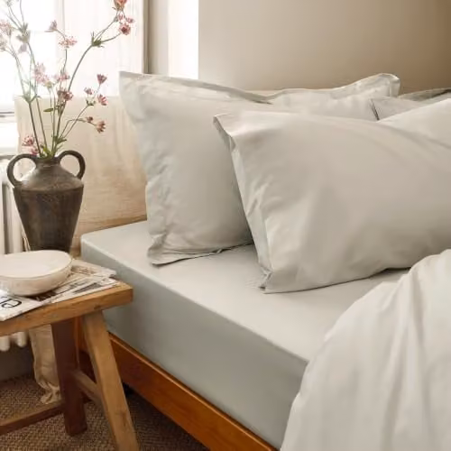 Christy Organic Cotton Percale Fitted Sheet in Beige, W/D/H: 150 x 200 cm – 1