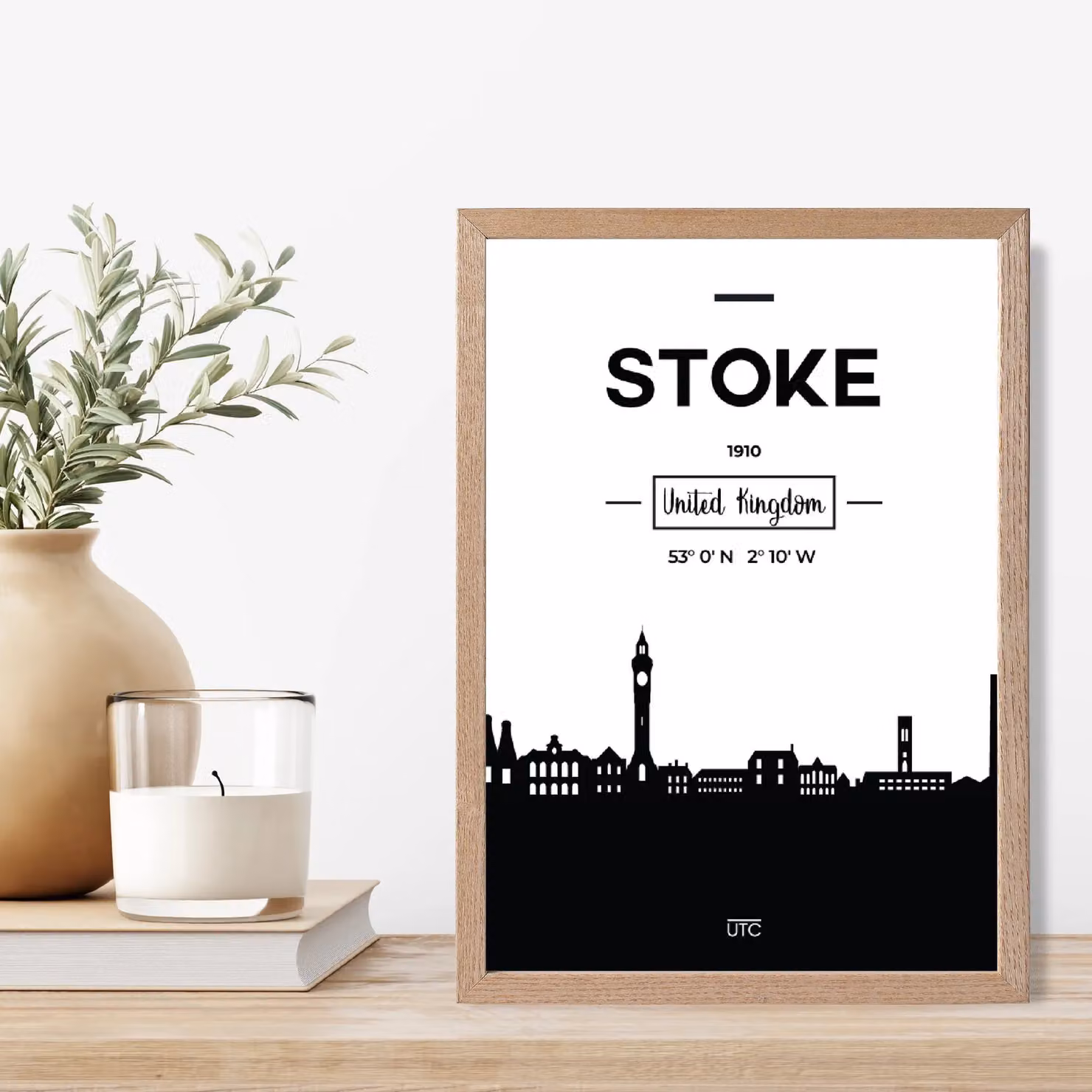 ARTZE Stoke Black and White City Skyline Framed Print with Oak Frame – 2