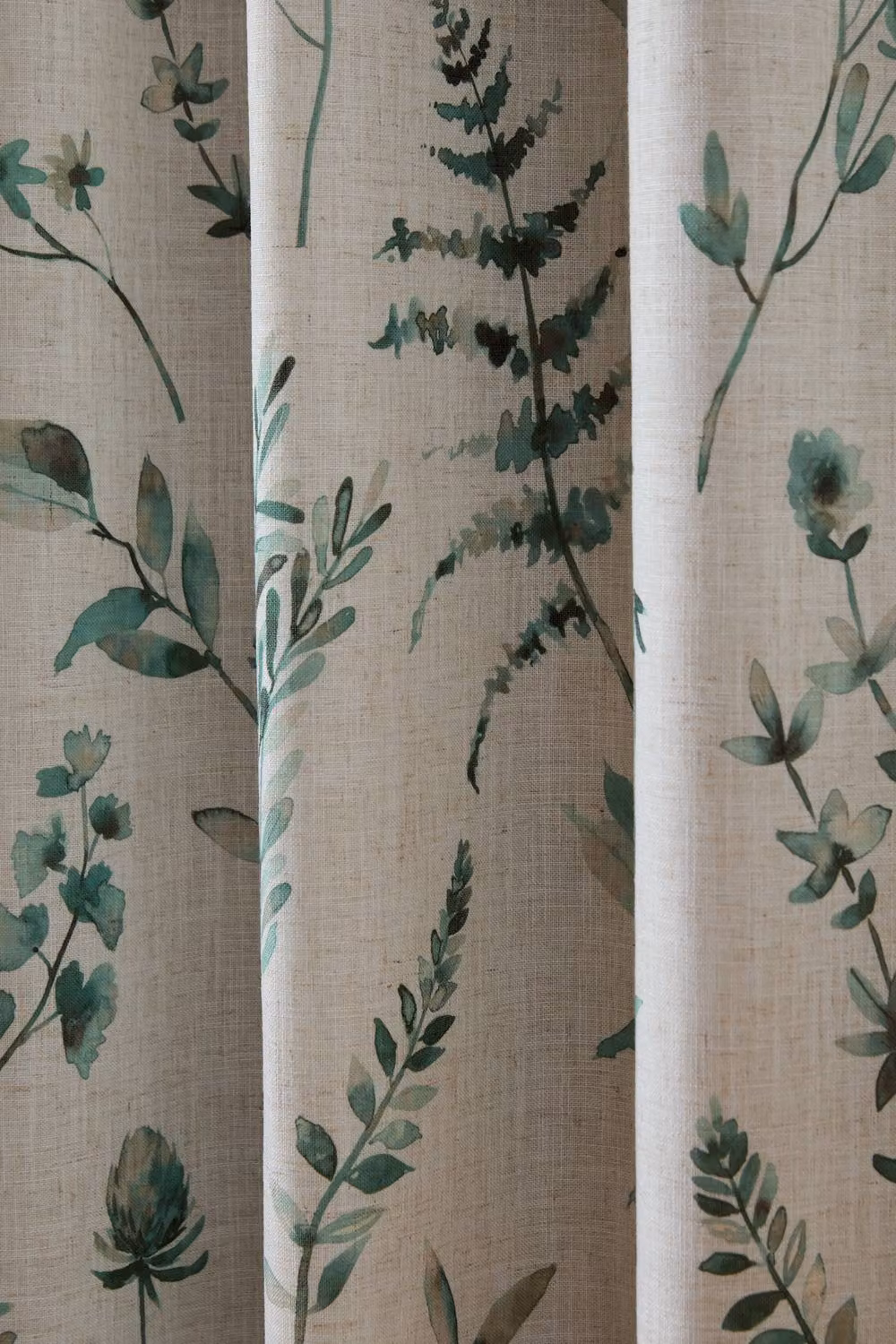Catherine Lansfield Watercolour Leaves Multicolour Floral Lined Eyelet Curtains, Width: 168 cm, Drop: 229 cm – 2