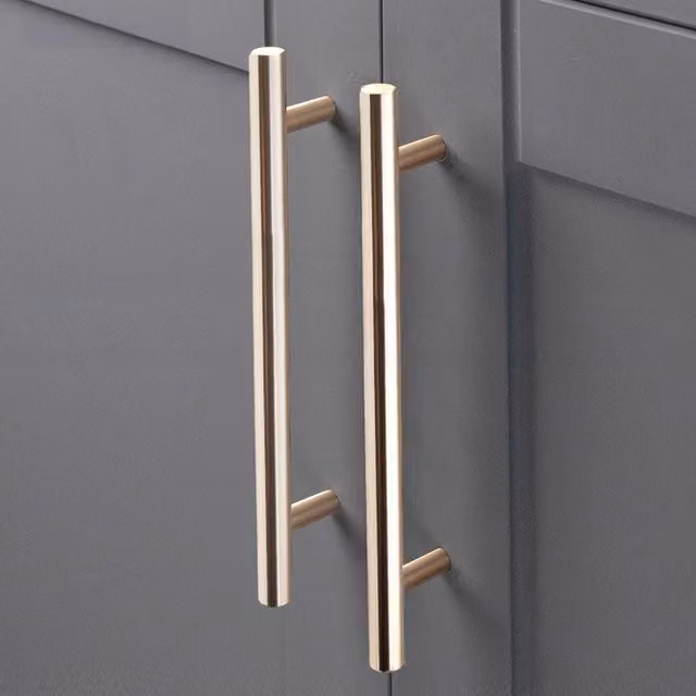 Livingandhome Pack of 2 Brushed Gold Aluminium Bar Furniture Pull Handles with 160mm Screw Hole Distance